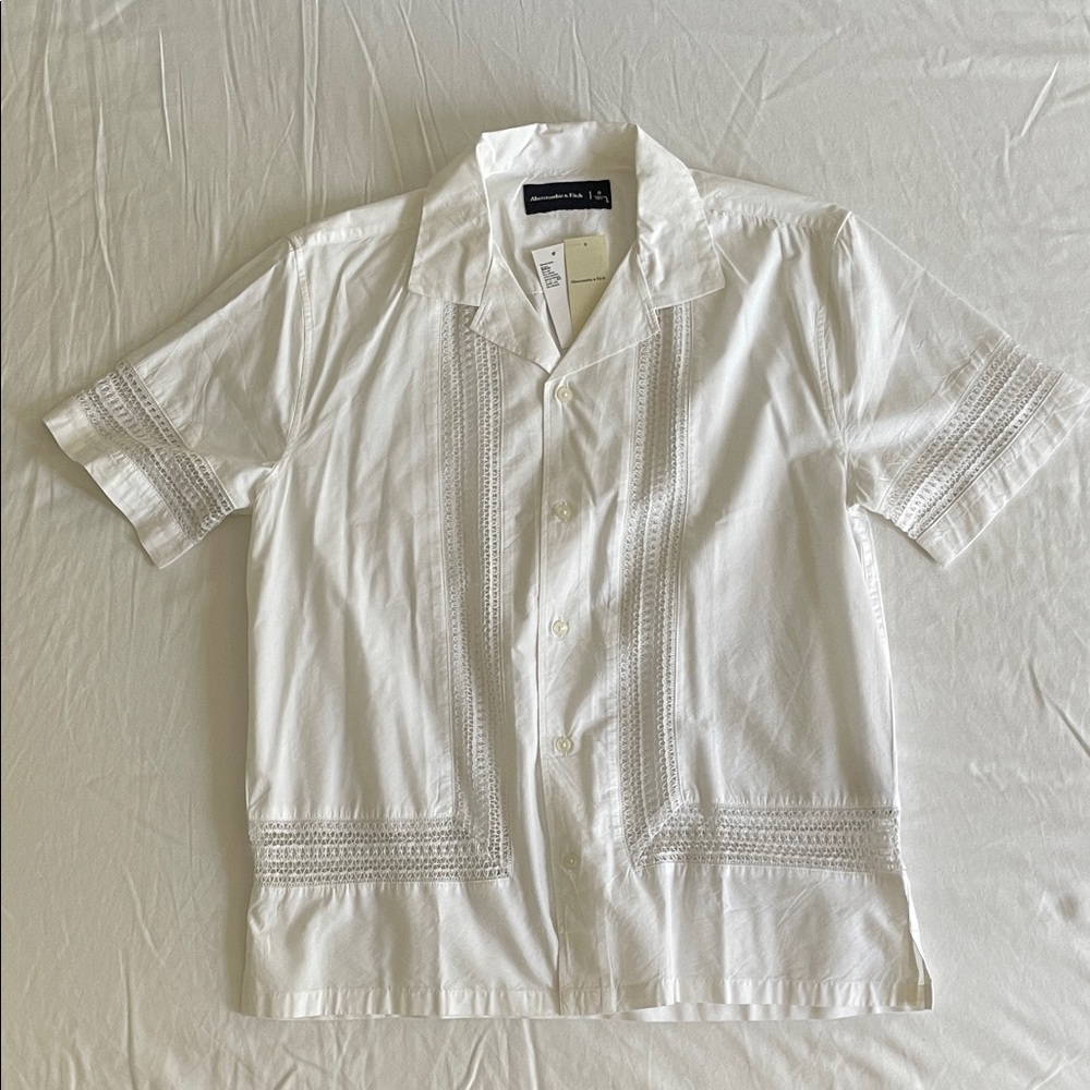 Abercrombie & Fitch White Lacey Camp Collar Button Up Shirt